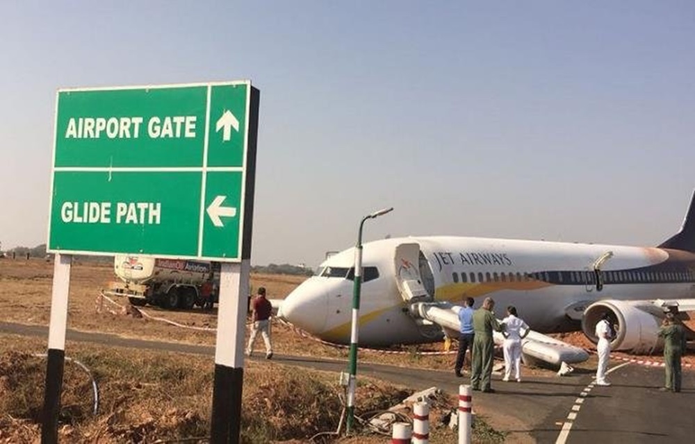 Ir para  <p>Um avi&atilde;o da companhia a&eacute;rea Jet Airways saiu da pista nesta ter&ccedil;a-feira no aeroporto indiano de Goa (oeste do pa&iacute;s) durante a decolagem, um incidente que deixou 15 passageiros feridos, informou...
